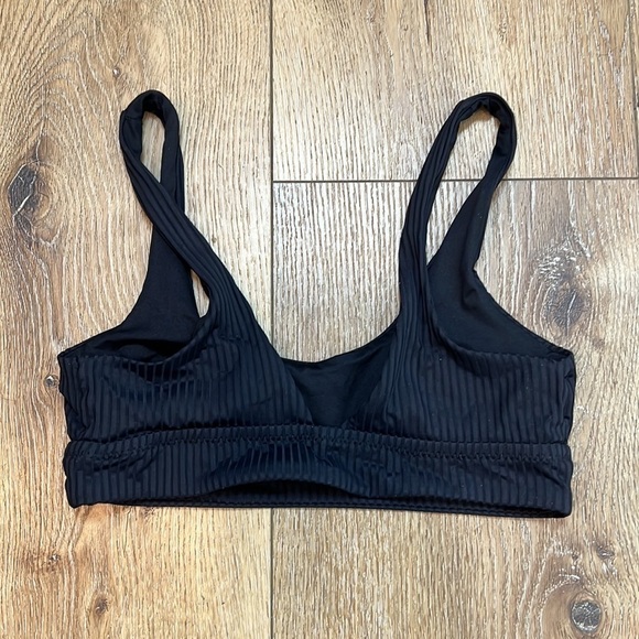 Vitamin A Black Bikini Set RTM - Picture 4 of 8